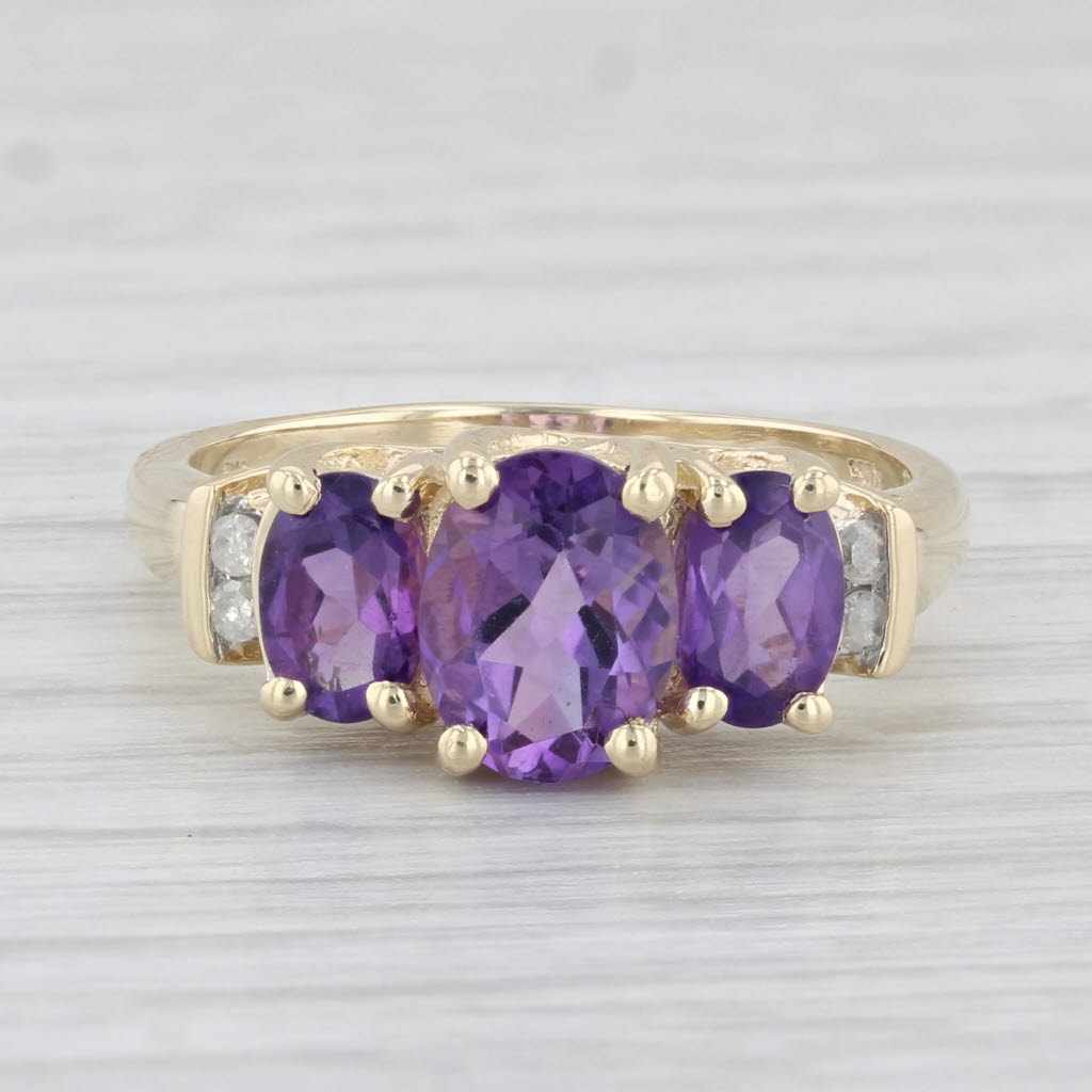 Light Gray 2ctw Amethyst Oval 3-Stone Ring 10k Yellow Gold Size 7.5