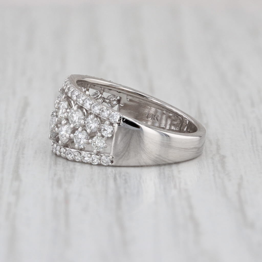 0.86ctw Diamonds Ring 14k White Gold Size 4.5 Anniversary Band
