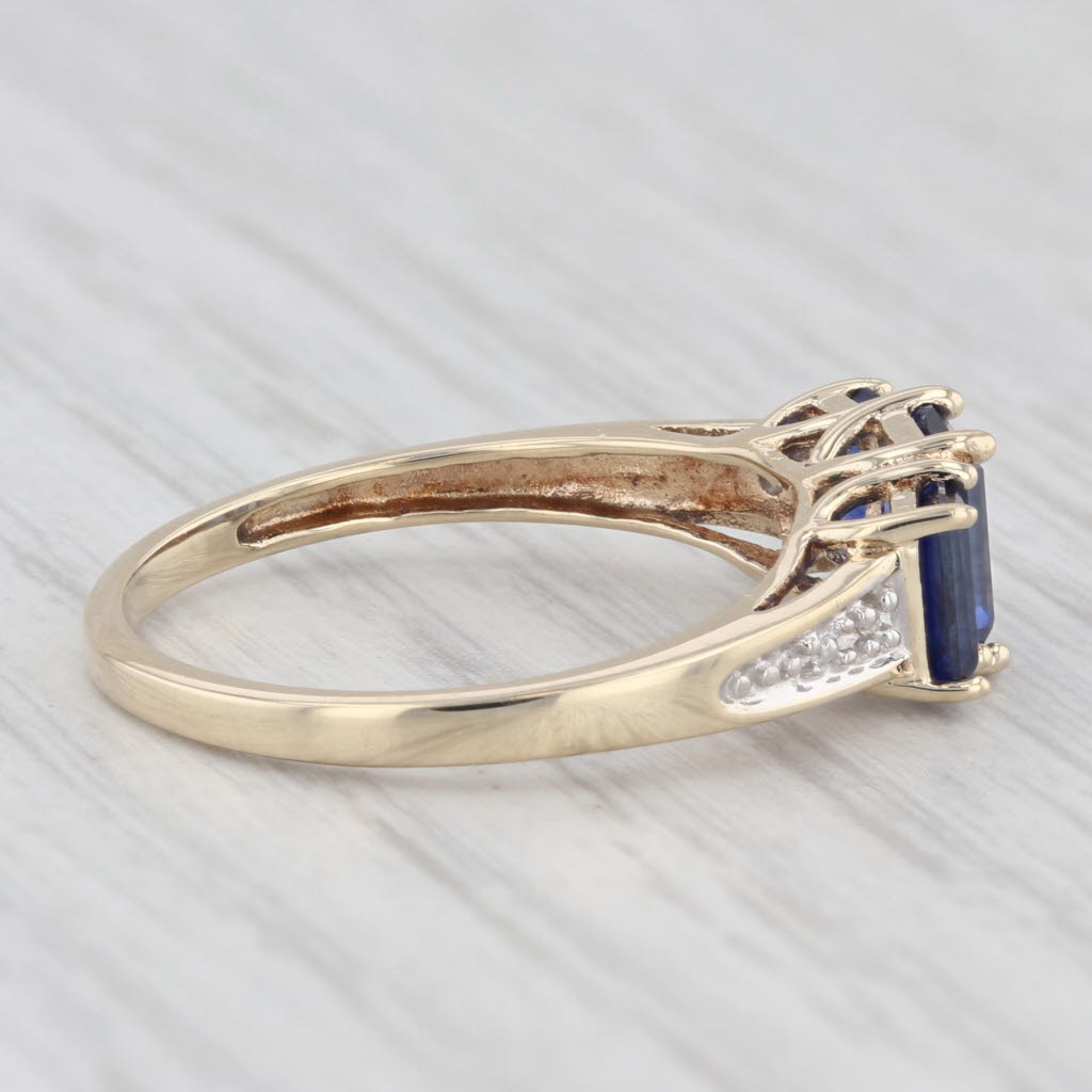 Light Gray 1.38ctw Lab Created Sapphire 3-Stone Ring 10k Yellow Gold Size 6.75 Diamonds