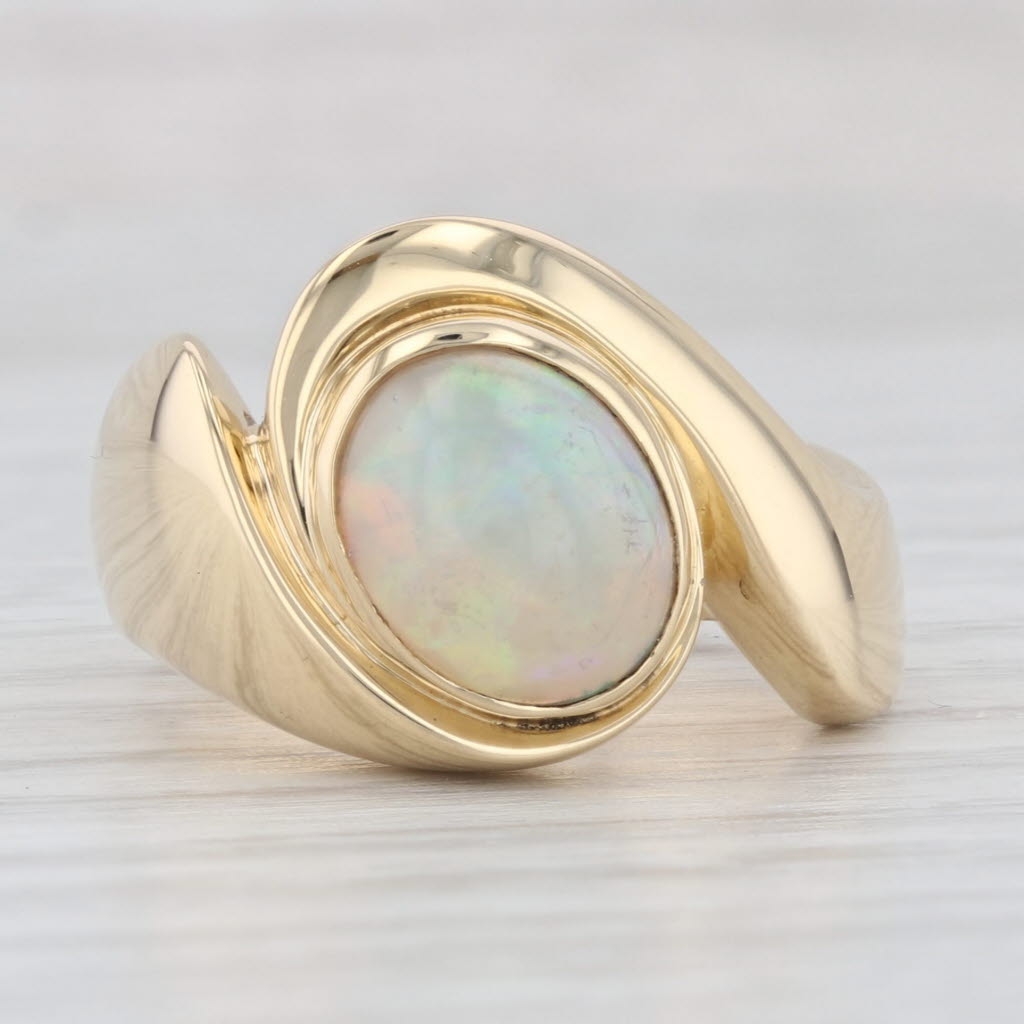 Light Gray Opal Solitaire Ring 18 Yellow Gold Oval Cabochon Size 6.75