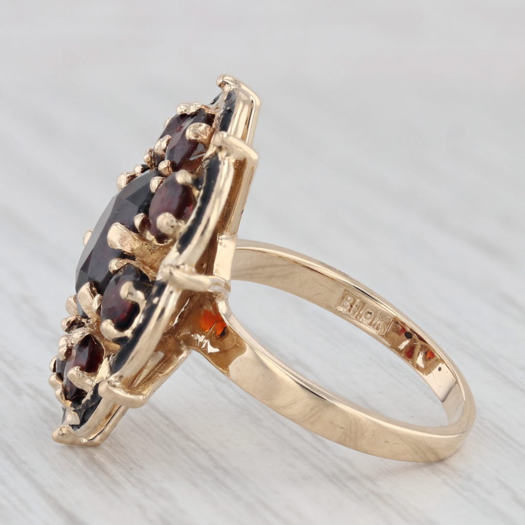 Light Gray Vintage 5.05ctw Garnet Cocktail Ring 10k Yellow Gold Size 6.75