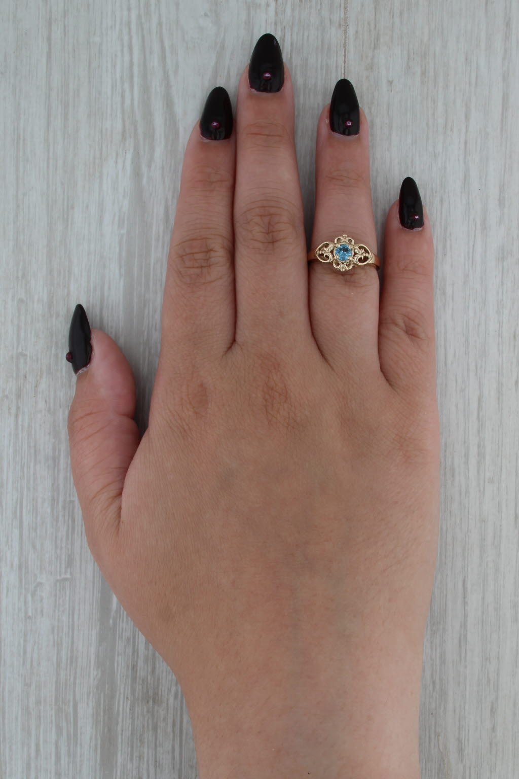 0.31ct Lab Created Spinel Ring 14k Yellow Gold Size 6.25 Round Solitaire