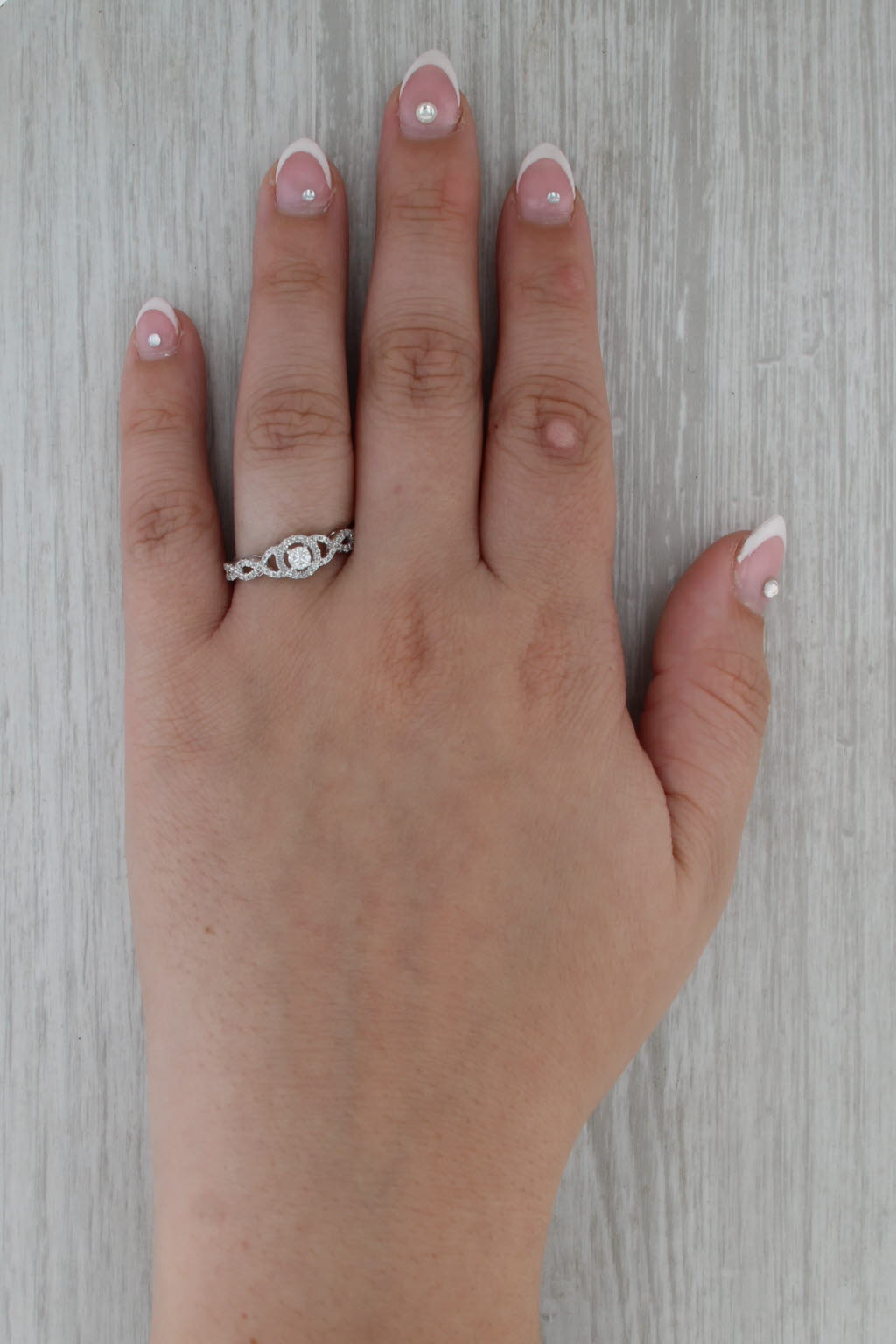 0.28ctw Round Diamond Halo Engagement Ring 14k White Gold Size 8