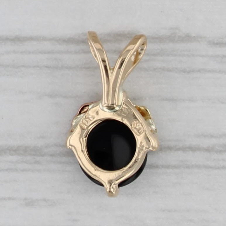 Gray Stamper Black Hills Gold Small Onyx Pendant 10k Yellow Rose Green Gold