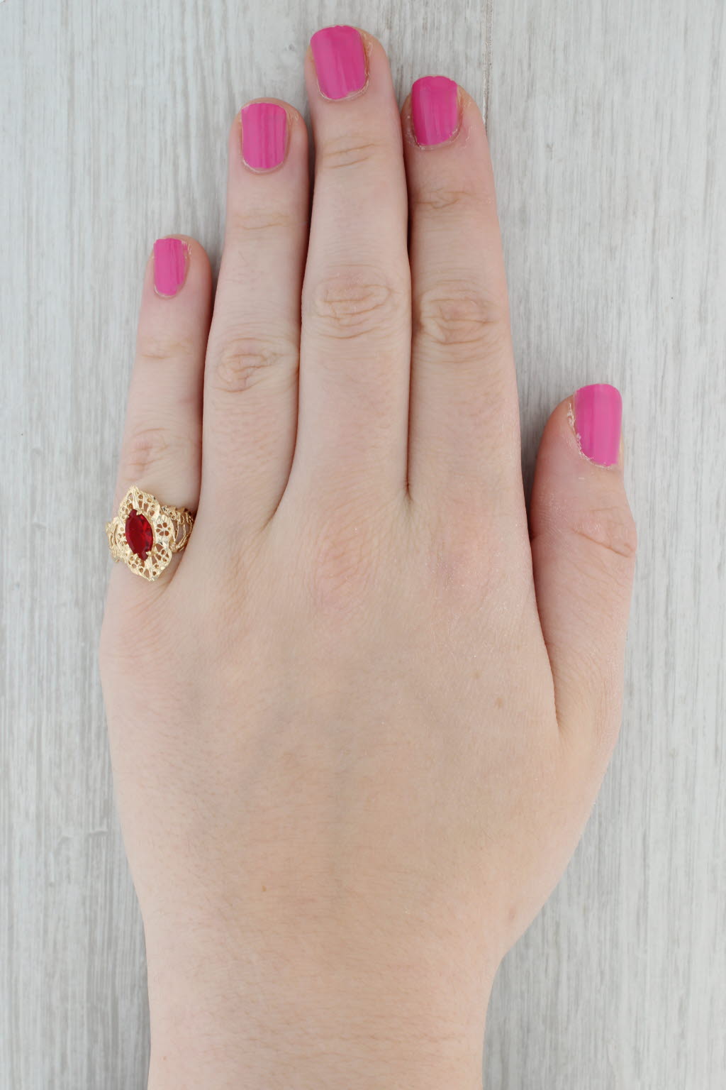Gray Red Glass Marquise Solitaire Ring 14k Yellow Gold Ornate Filigree Size 6.5