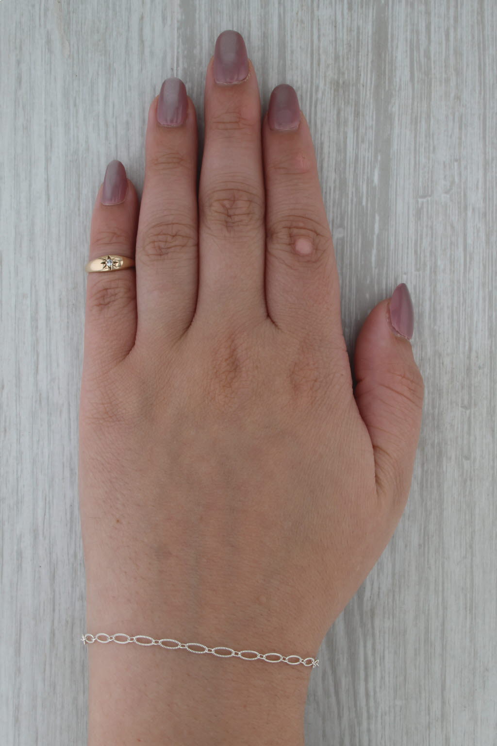 Vintage Diamond Star Solitaire Ring 10k Yellow Gold Band Engraved Small Size 2