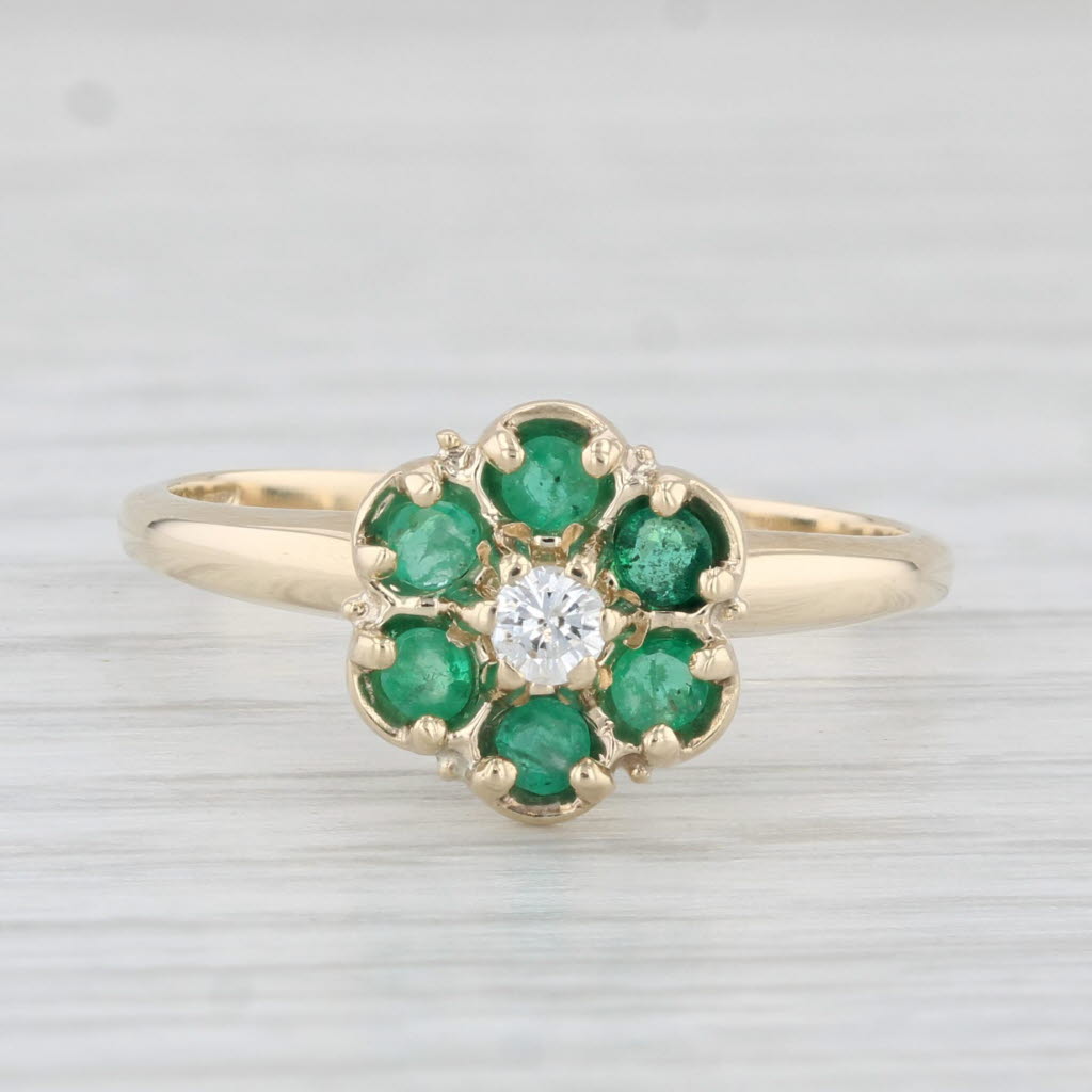 Light Gray 0.29ctw Emerald Diamond Flower Ring 10k Yellow Gold Size 6.75