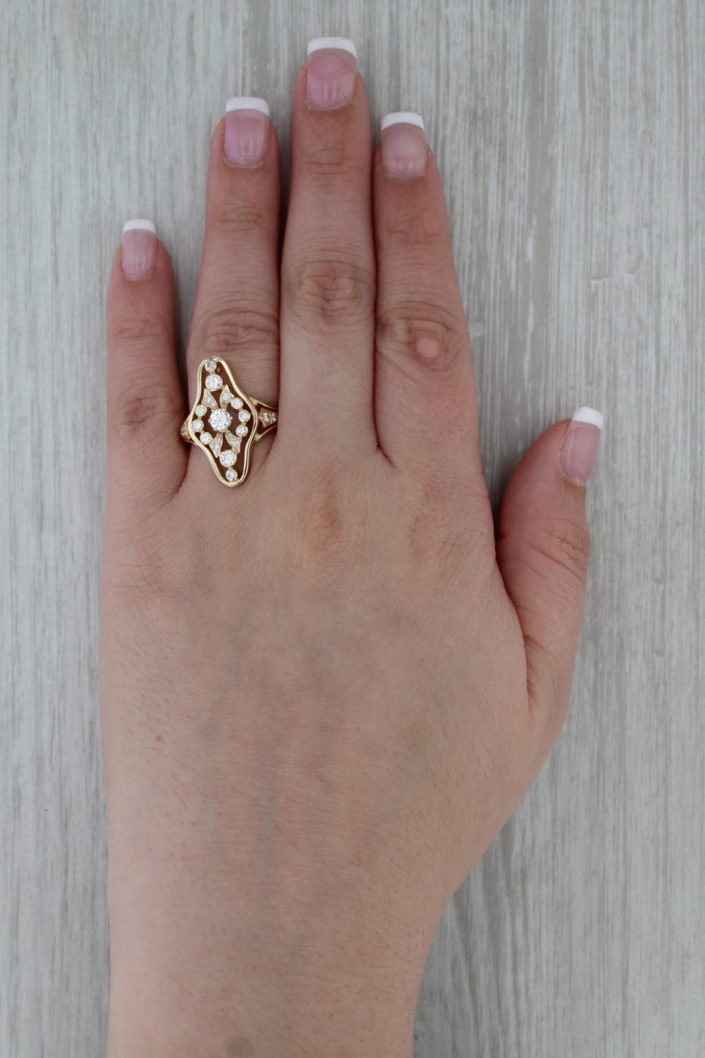 Vintage 0.68ctw Round Diamond Ring 14k Yellow Gold Size 7.5 Cluster Cocktail