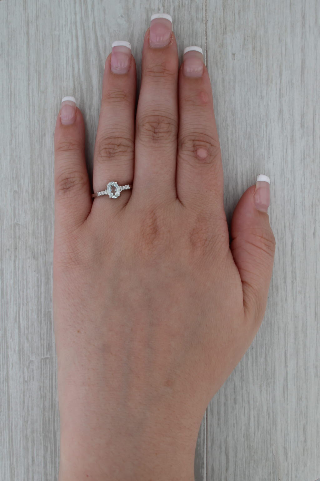 New 0.89ctw Oval Green Quartz Diamond Ring Sterling Silver Size 6.25