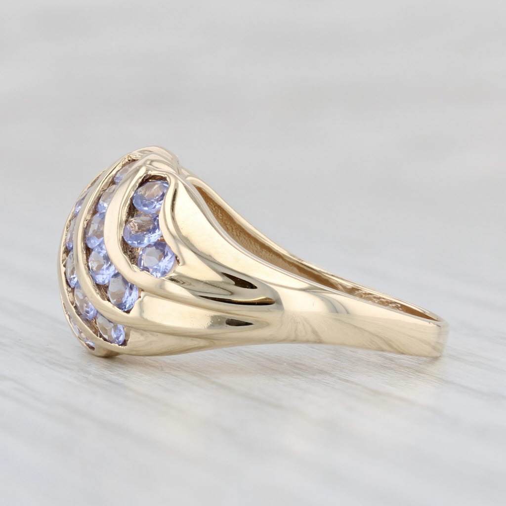 Light Gray 2.20ctw Tanzanite Scalloped Croissant Ring 10k Yellow Gold Size 8