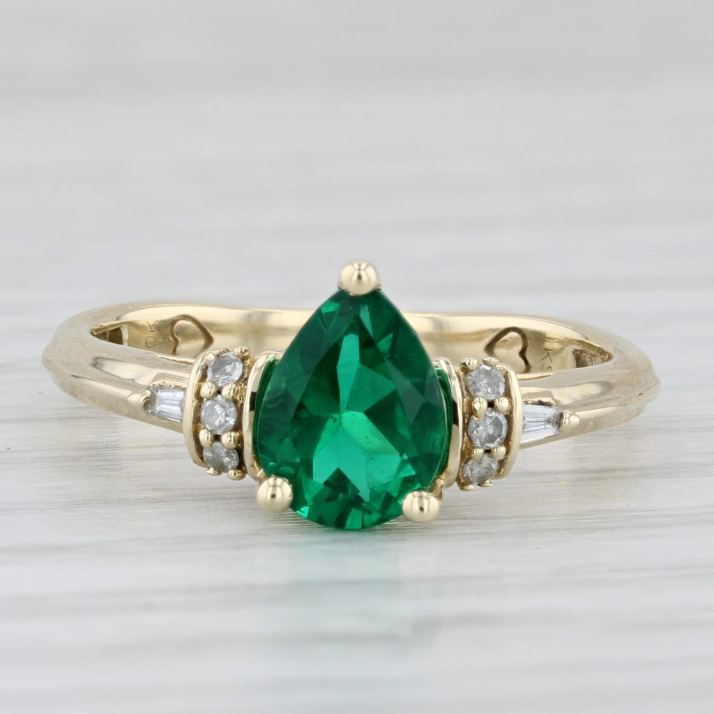 Light Gray Green Glass Simulated Emerald Ring 10k Gold Heart Bridge Size 7