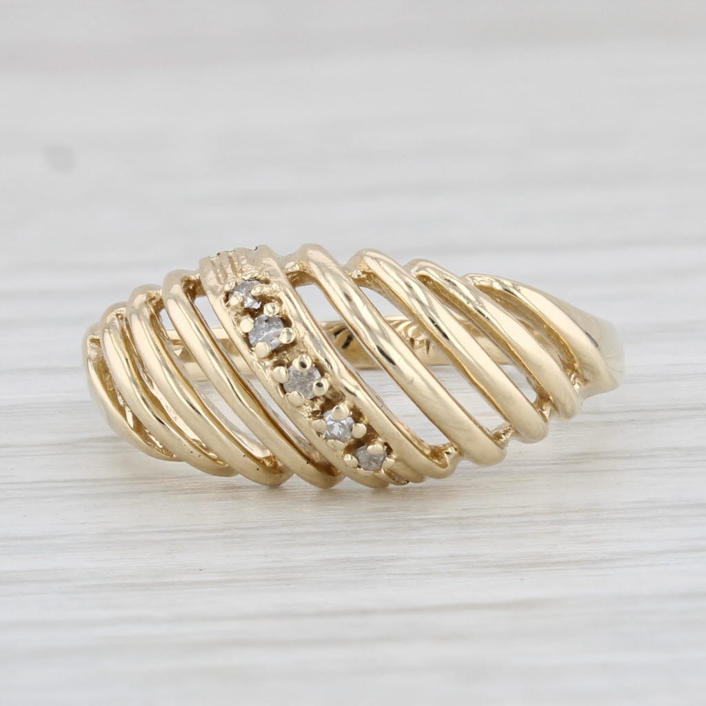 Light Gray Diamond Scalloped Ring 10k Yellow Gold Size 6