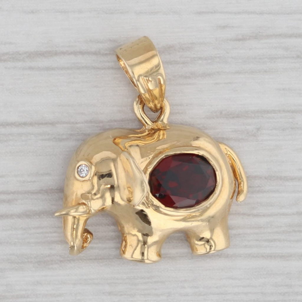 Gray 0.90ct Garnet Diamond Elephant Pendant 14k Yellow Gold