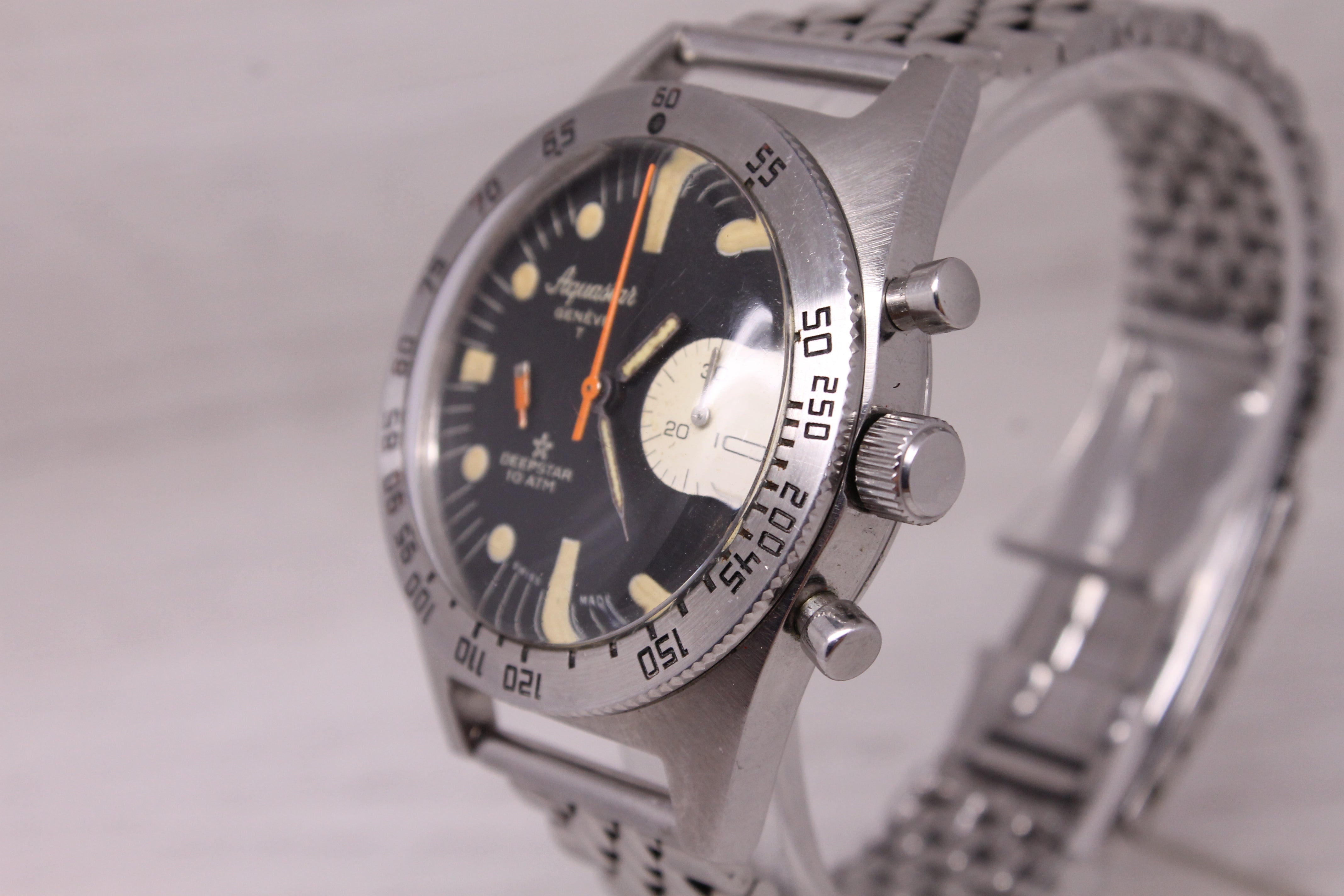 Vintage c.1970 Aquastar Deepstar Mens 38mm Steel Chronograph Watch Valjoux 92