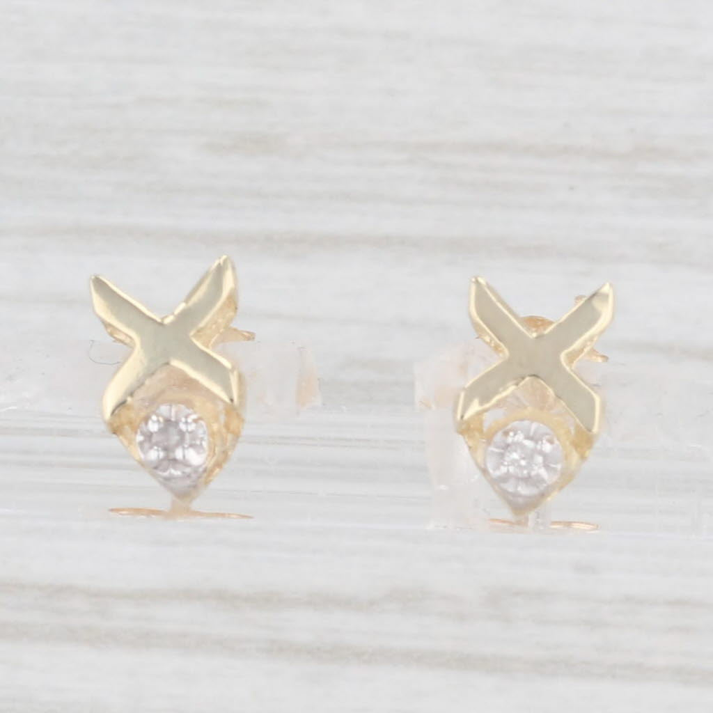 Light Gray XO Stud Earrings 10k Yellow Gold Diamond Accents