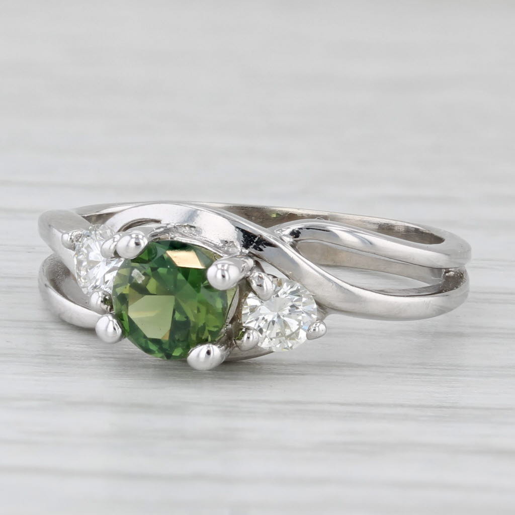 Light Gray 0.84ctw Green Sapphire Diamond Bypass Ring 14k White Gold Size 5.5