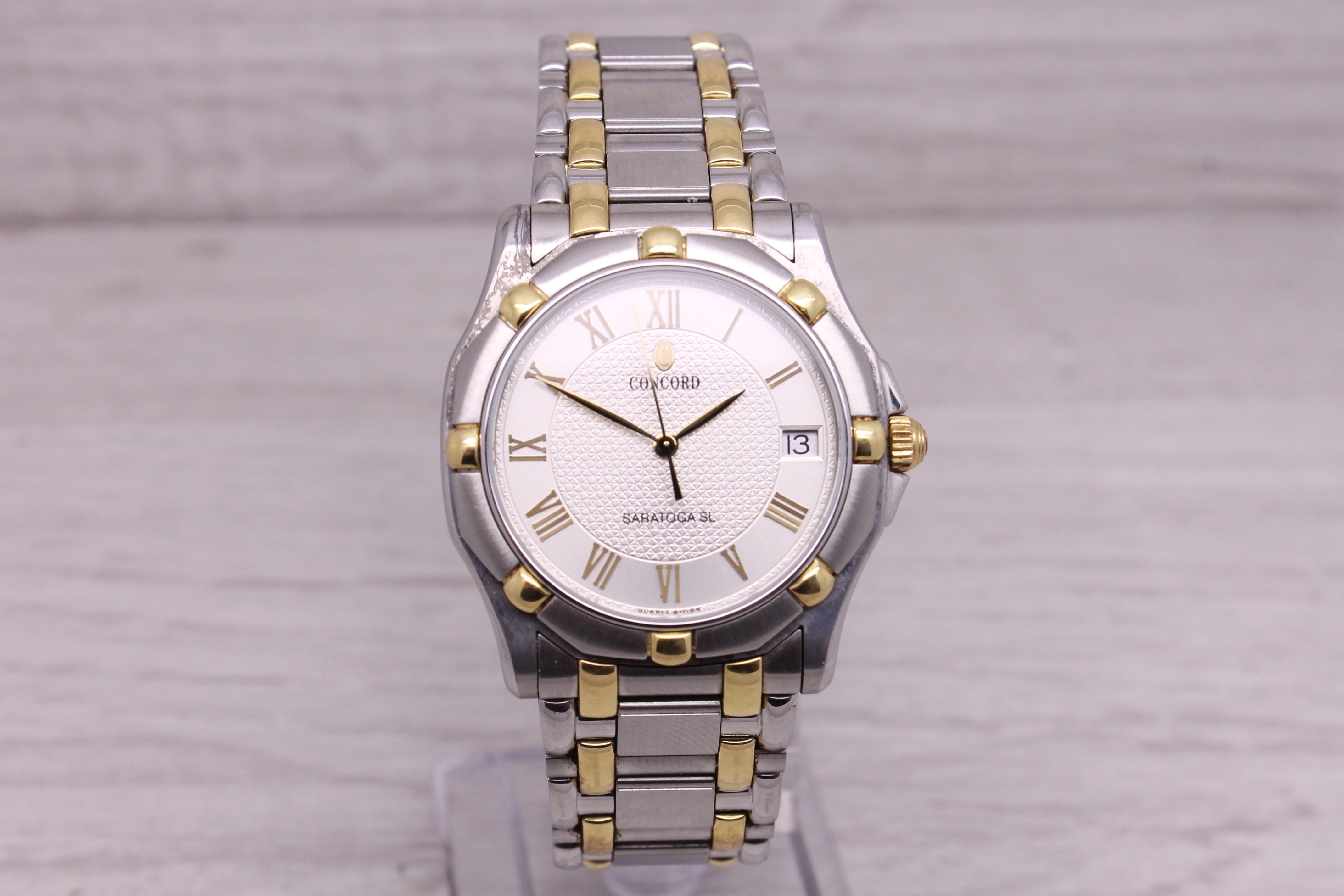 Gray Concord Saratoga SL Mens 34mm Steel & Gold Quartz Watch 15-C2-230 w Box Manual