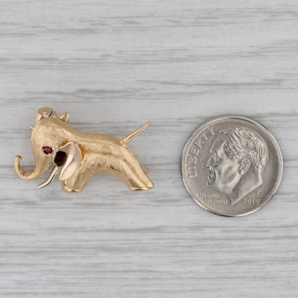 Gray Cute Little Elephant Pin 18k Yellow Gold Ruby Eye