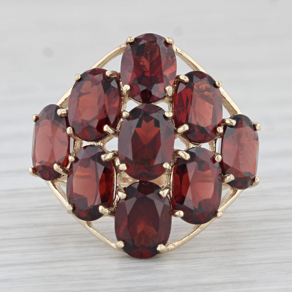 Light Gray 8.40ctw Garnet Cluster Ring 10k Yellow Gold Size 6.25 Cocktail