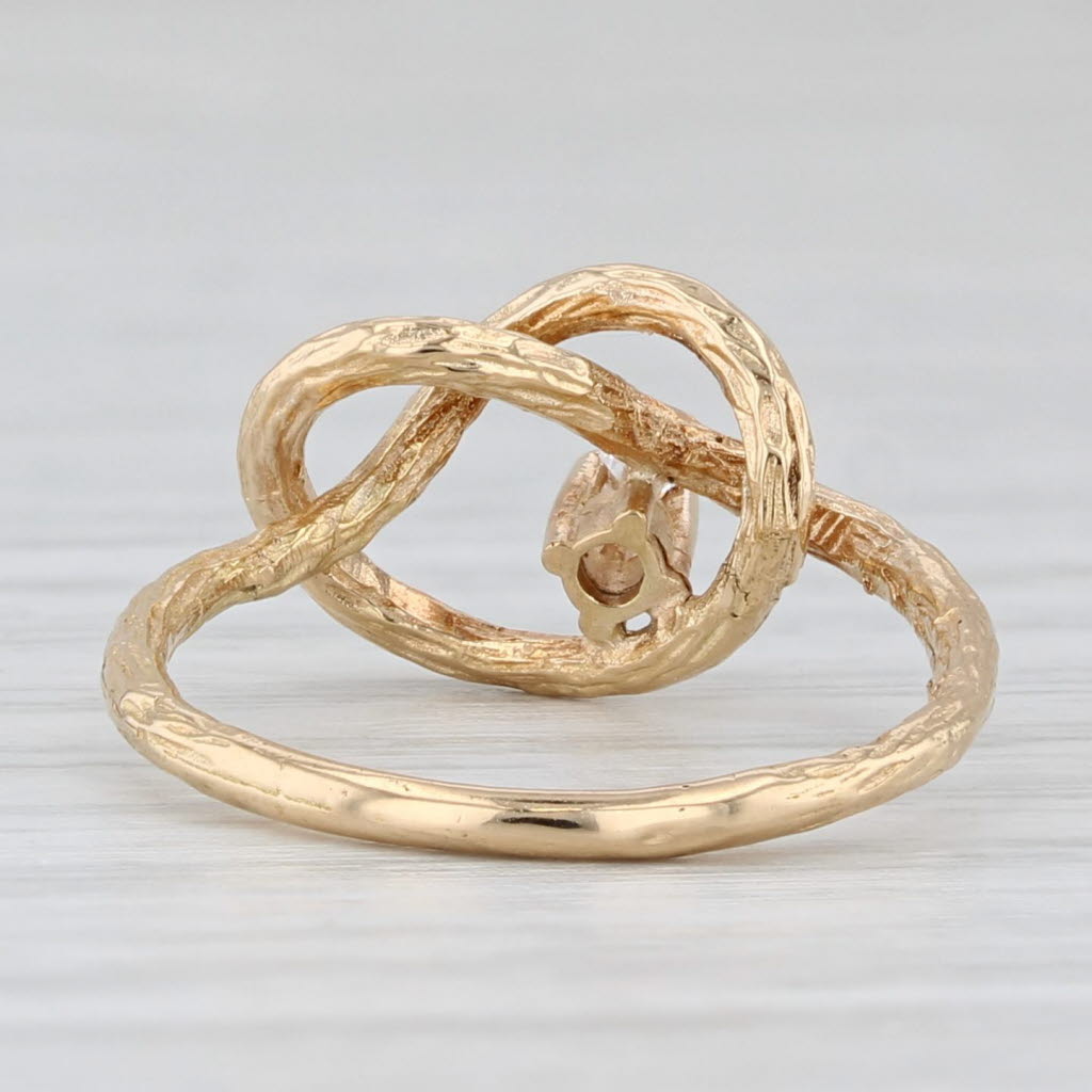 Light Gray Diamond Pretzel Knot Ring 18k Yellow Gold Size 5 Woodgrain Pattern