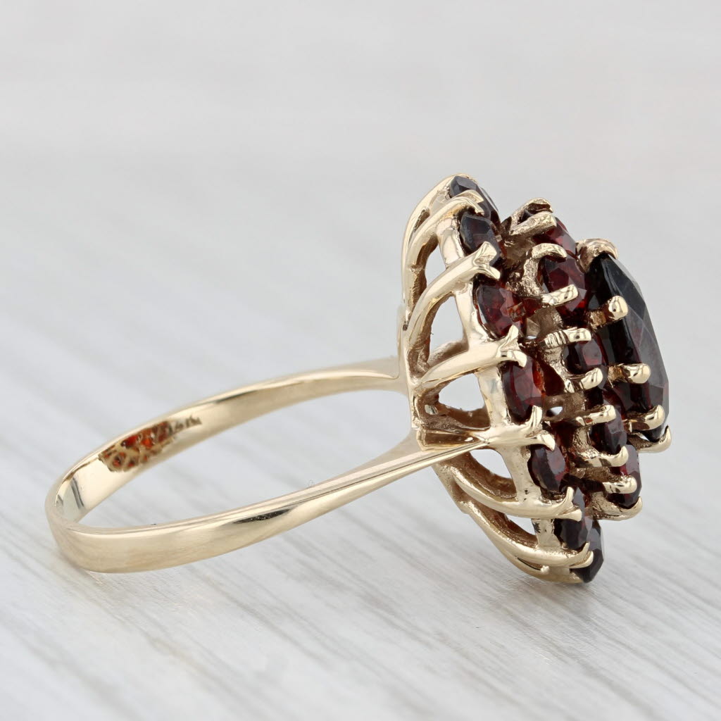 Light Gray 4.90ctw Garnet Cluster Ring 14k Yellow Gold Size 7.25 Cocktail