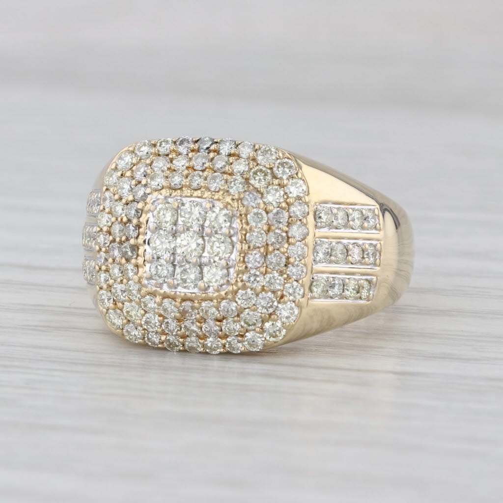1.26ctw Diamond Cluster Halo Ring 10k Yellow Gold Size 9.75