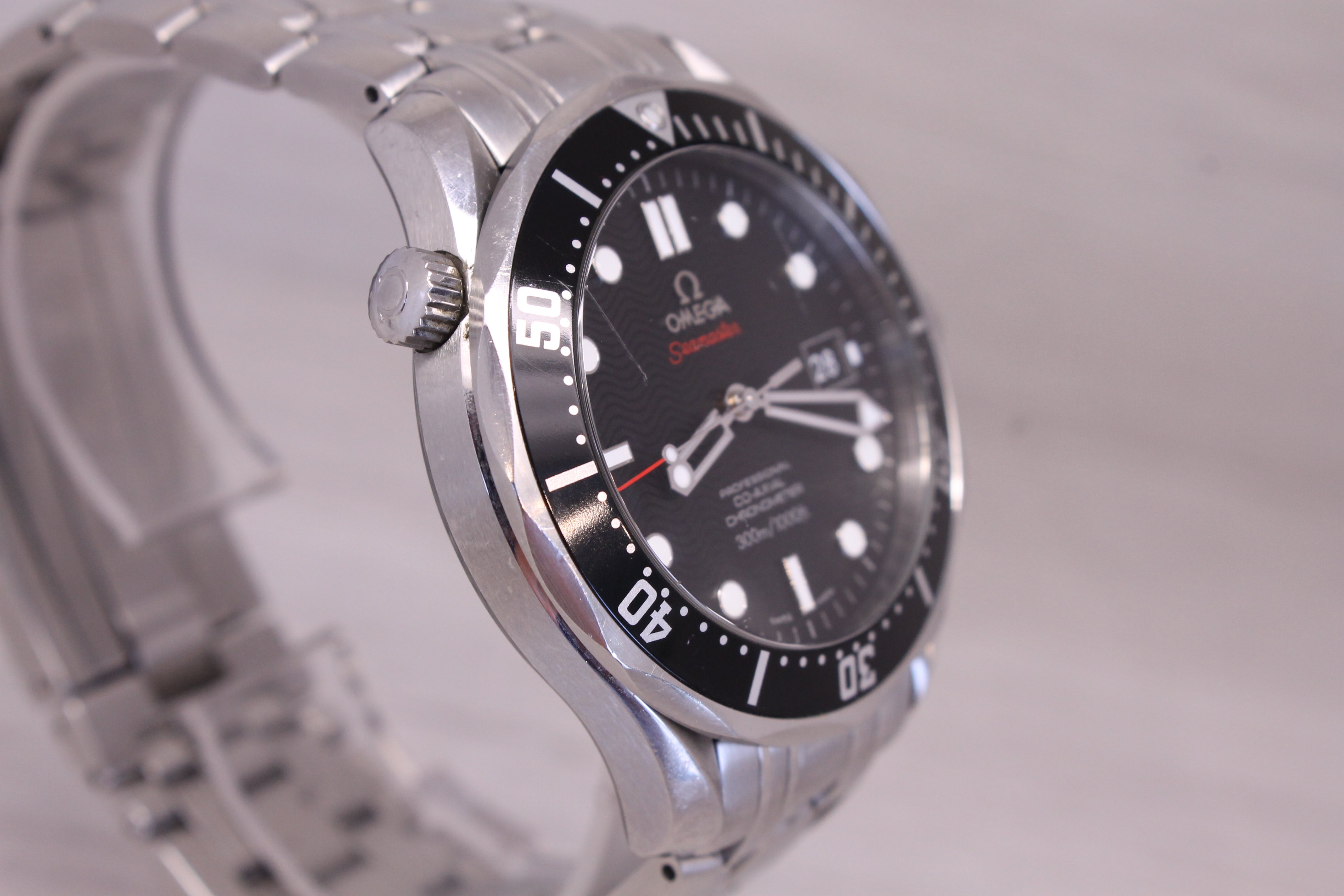 Omega Seamaster Professional 300m 41mm Steel Automatic Divers Watch w Box Cards