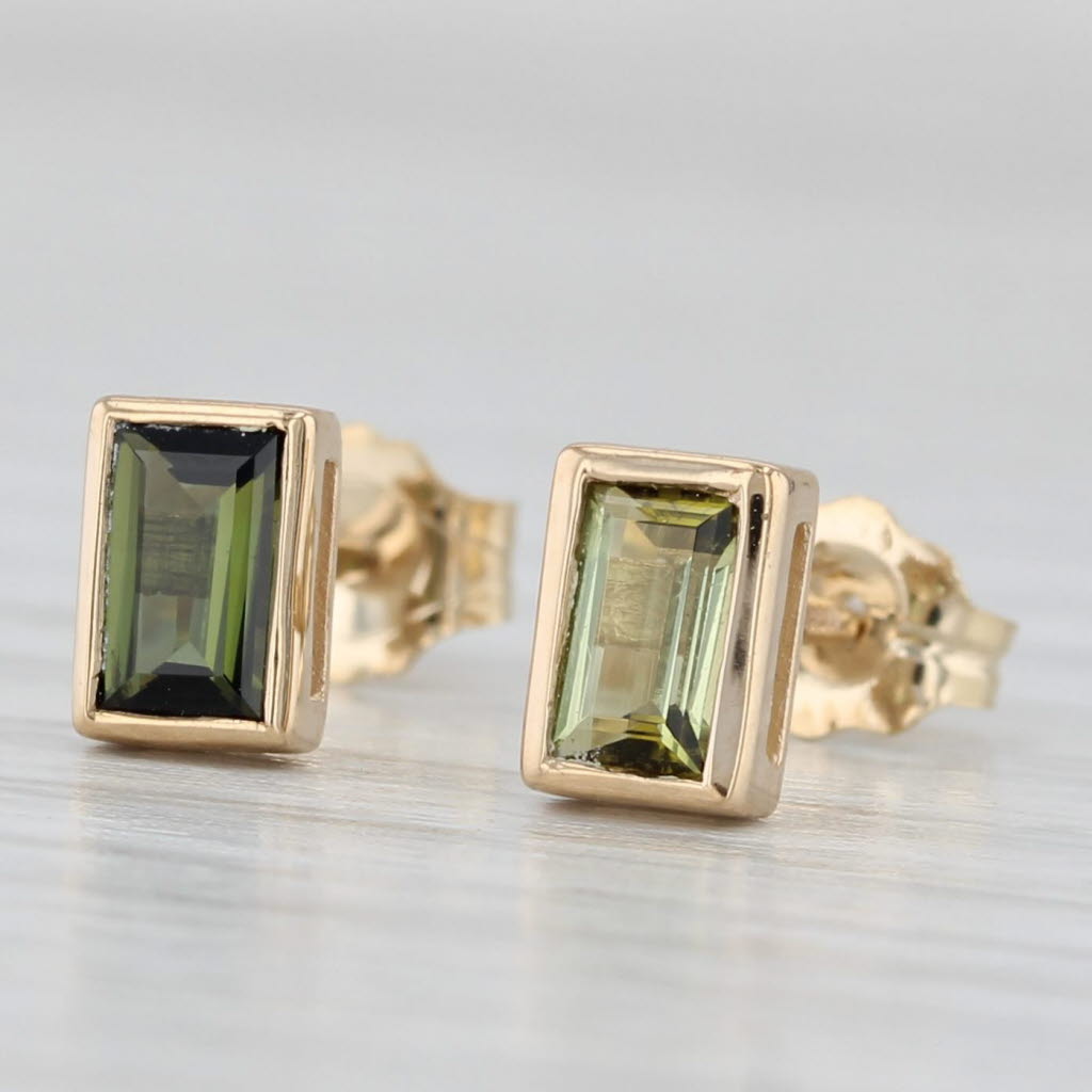 Light Gray 0.68ctw Green Tourmaline Solitaire Stud Earrings 14k Yellow Gold