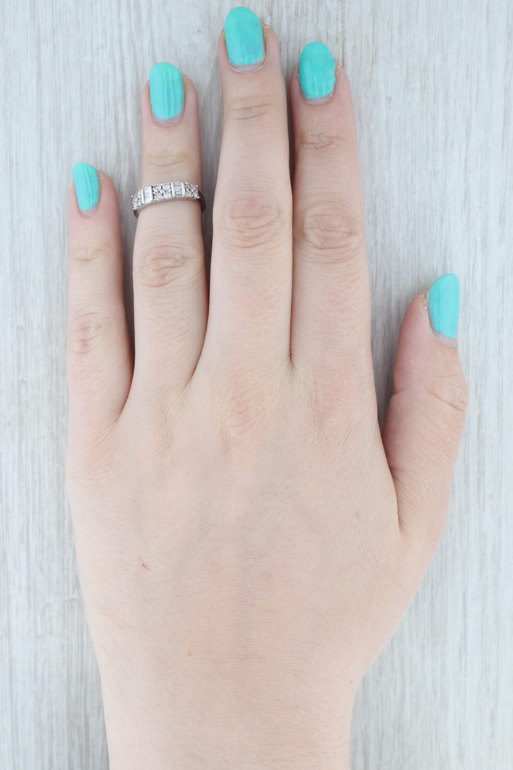 Light Gray 0.38ctw Diamond Wedding Band 14k White Gold Size 5.5 Stackable Anniversary Ring