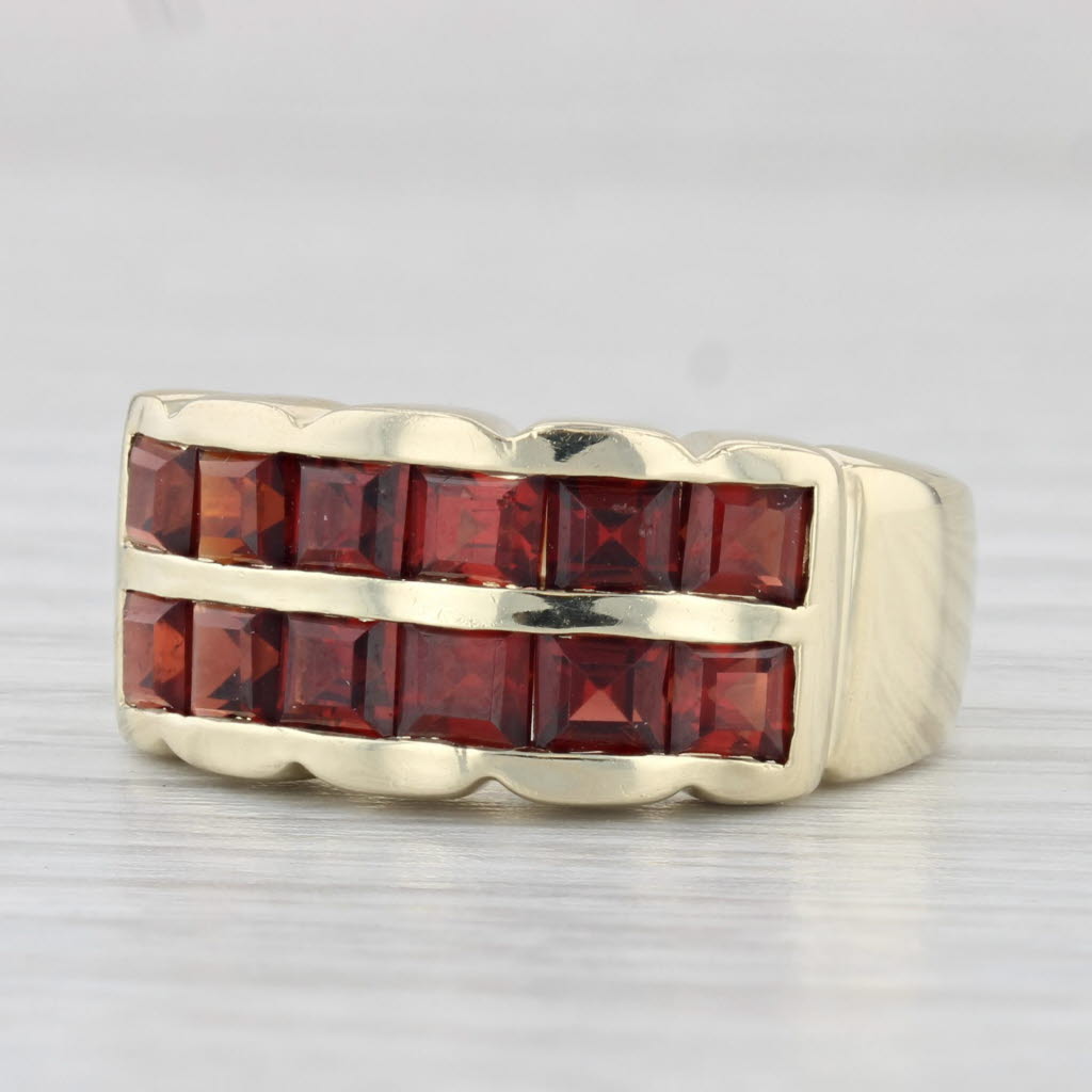 Light Gray 2.50ctw Garnet Rows Ring 14k Yellow Gold Size 5.5