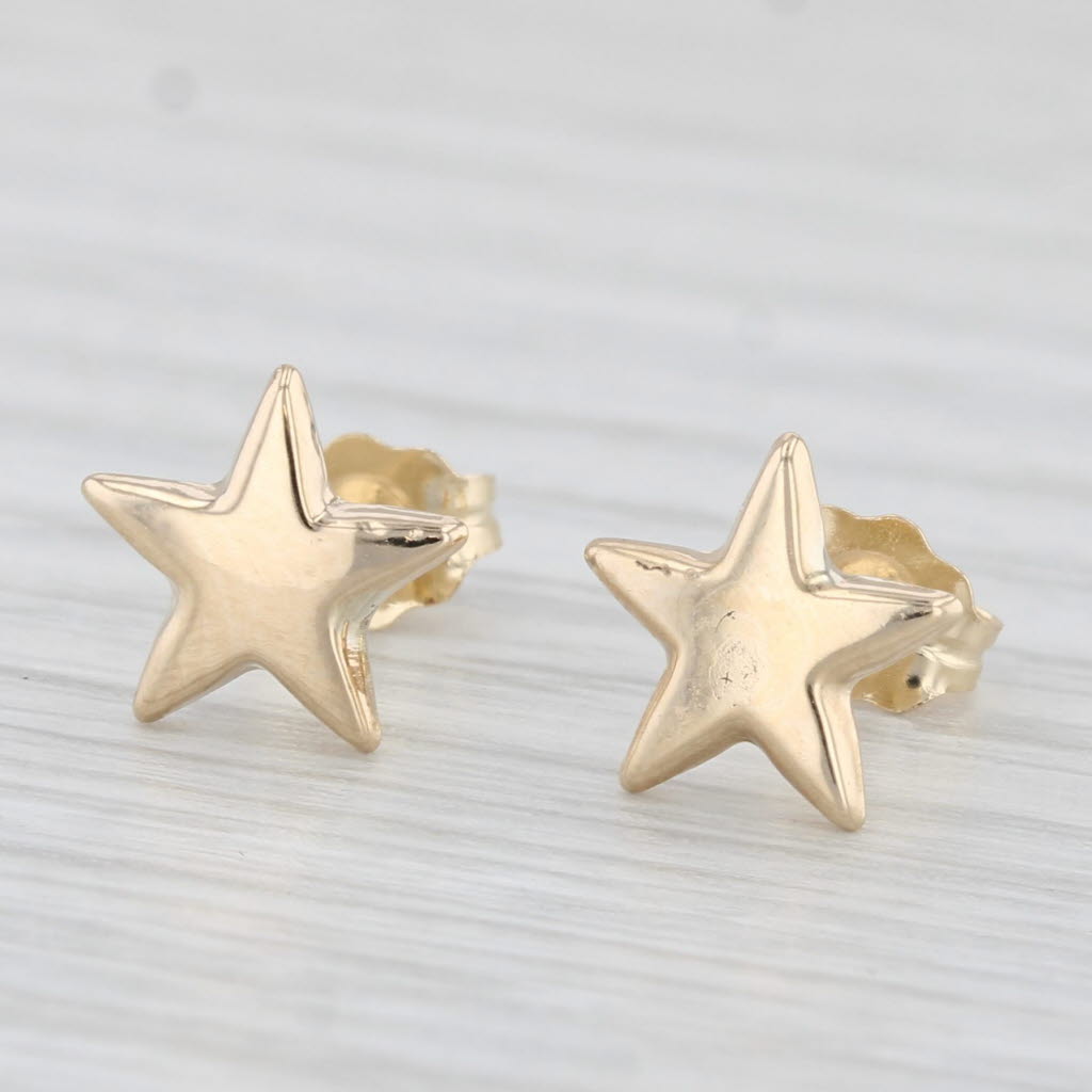 Light Gray Small Star Stud Earrings 14k Yellow Gold