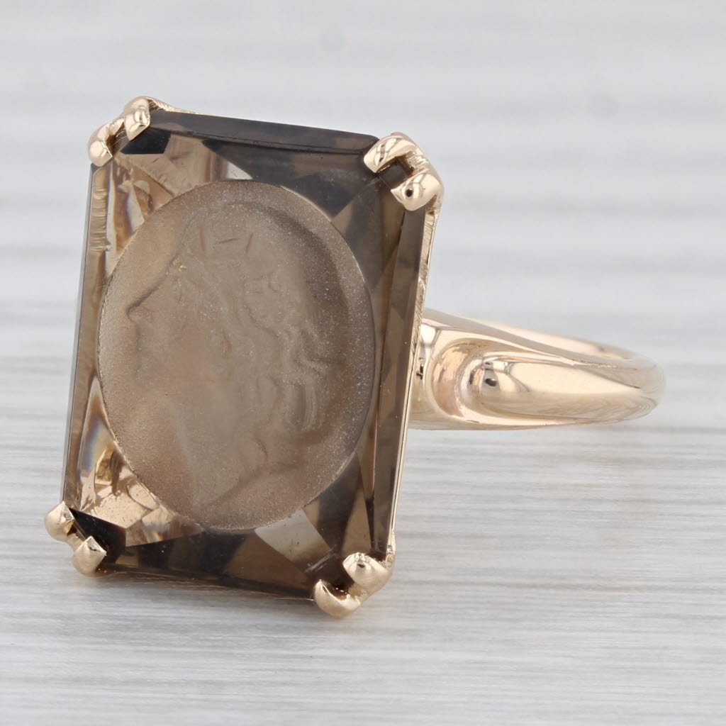 Light Gray 6.40ct Smoky Quartz Carved Cameo Ring 14k Yellow Gold Size 7.5