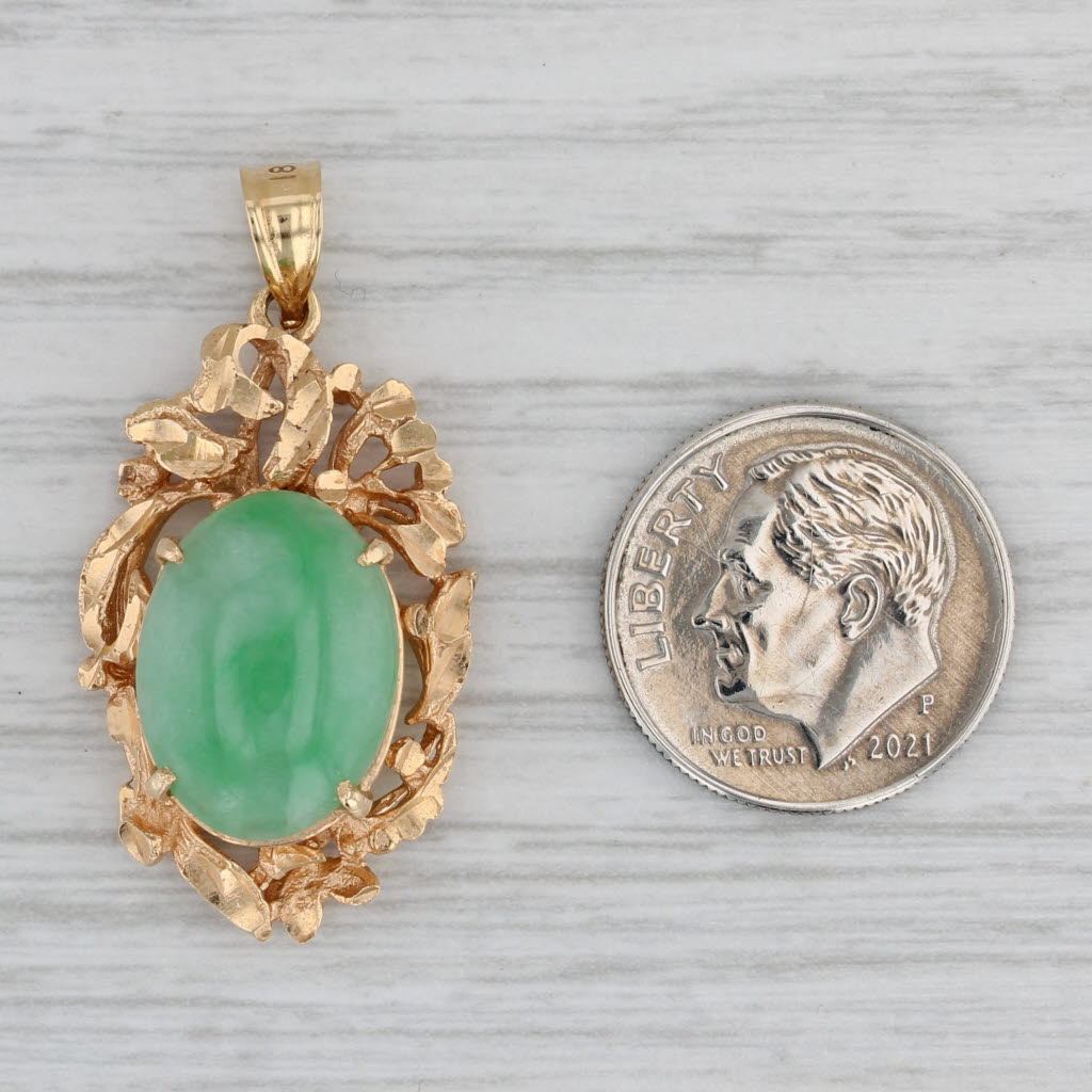 Gray Ornate Jadeite Jade Pendant 18k Yellow Gold Green Oval Cabochon Solitaire