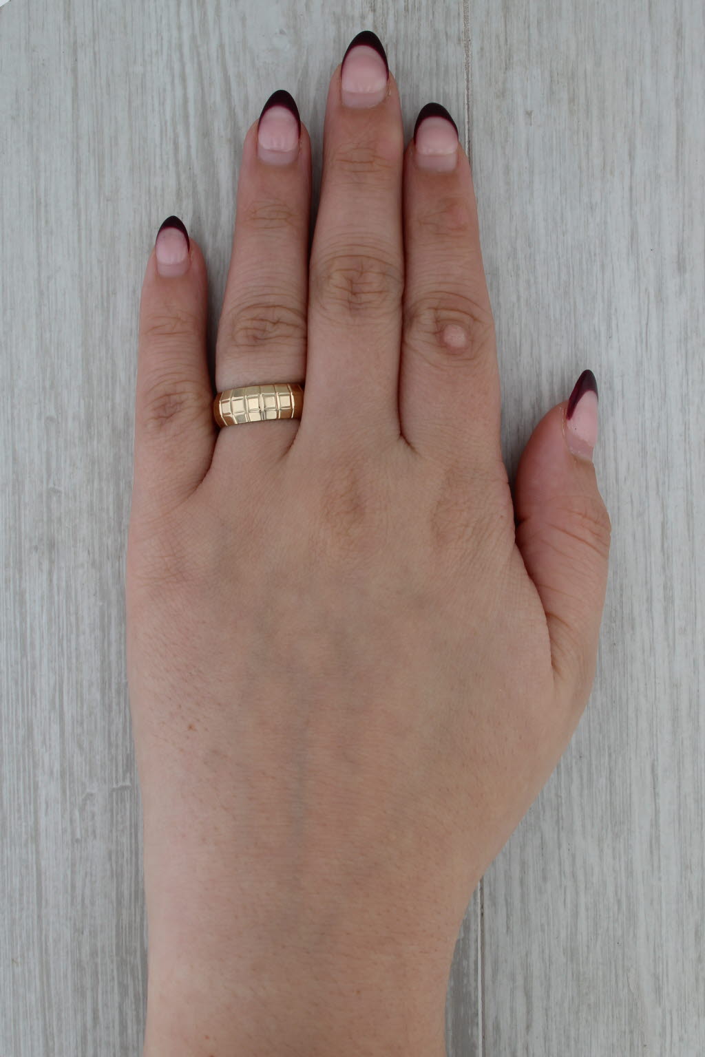 Beveled Band Ring 14k Yellow Gold Stackable Wedding Band Size 6.75