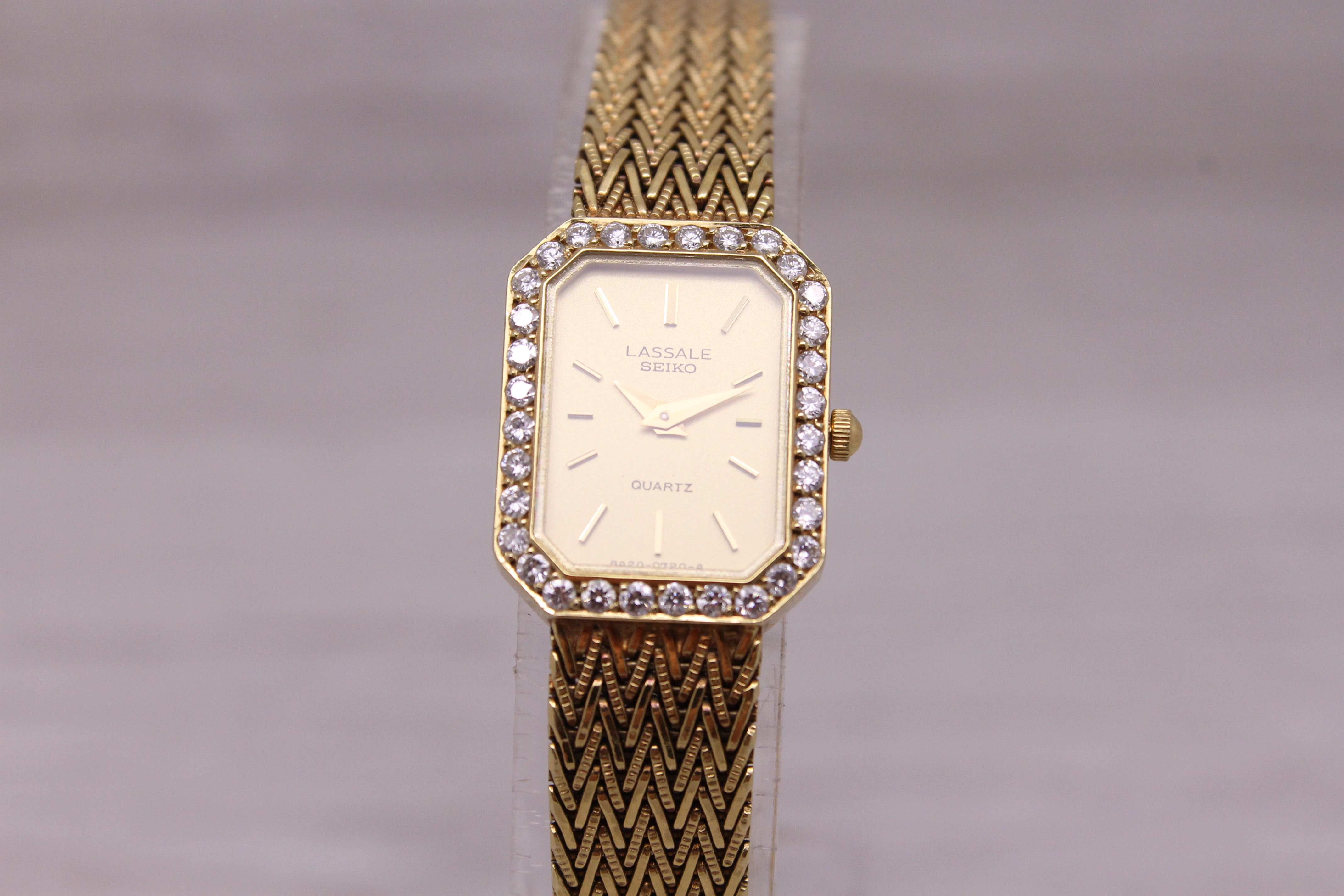 Dark Gray Vintage c1990 Seiko Lassale 14k Yellow Gold Ladies Quartz Watch w/ Diamond Bezel