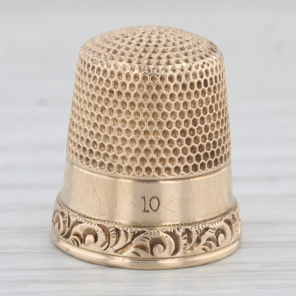 Light Gray Vintage Thimble Size 10 Engravable 14k Yellow Gold Floral Sewing Collectible