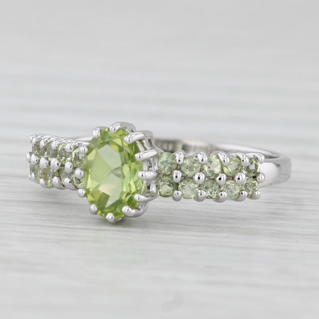 Light Gray 1.12ctw Oval Peridot Ring 10k White Gold Size 7