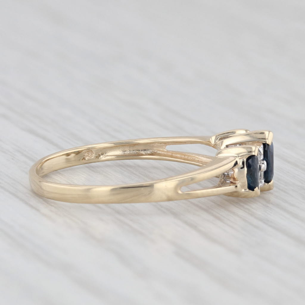 Light Gray 0.44ctw 3-Stone Blue Sapphire Diamond Ring 10k Yellow Gold Size 6.75