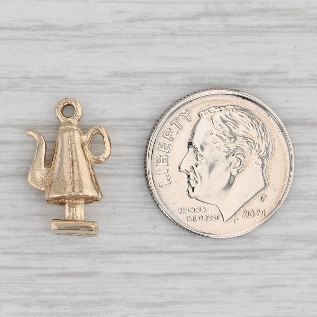 Light Gray Vintage Old Salem Coffee Pot Souvenir Charm 10k Gold Souvenir Pendant