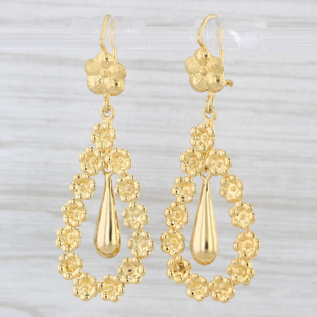 Light Gray Vintage Flower Wreath Teardrop Dangle Earrings 18k Yellow Gold Hook Posts