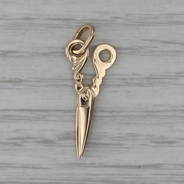 Scissors that Move Charm 14k Gold Small Pendant Hair Stylist Seamstress Gift
