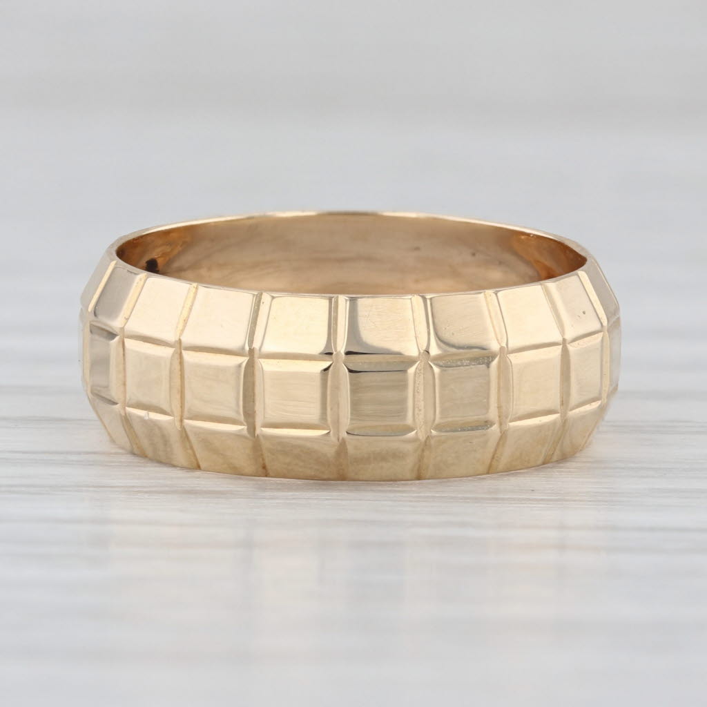 Beveled Band Ring 14k Yellow Gold Stackable Wedding Band Size 6.75