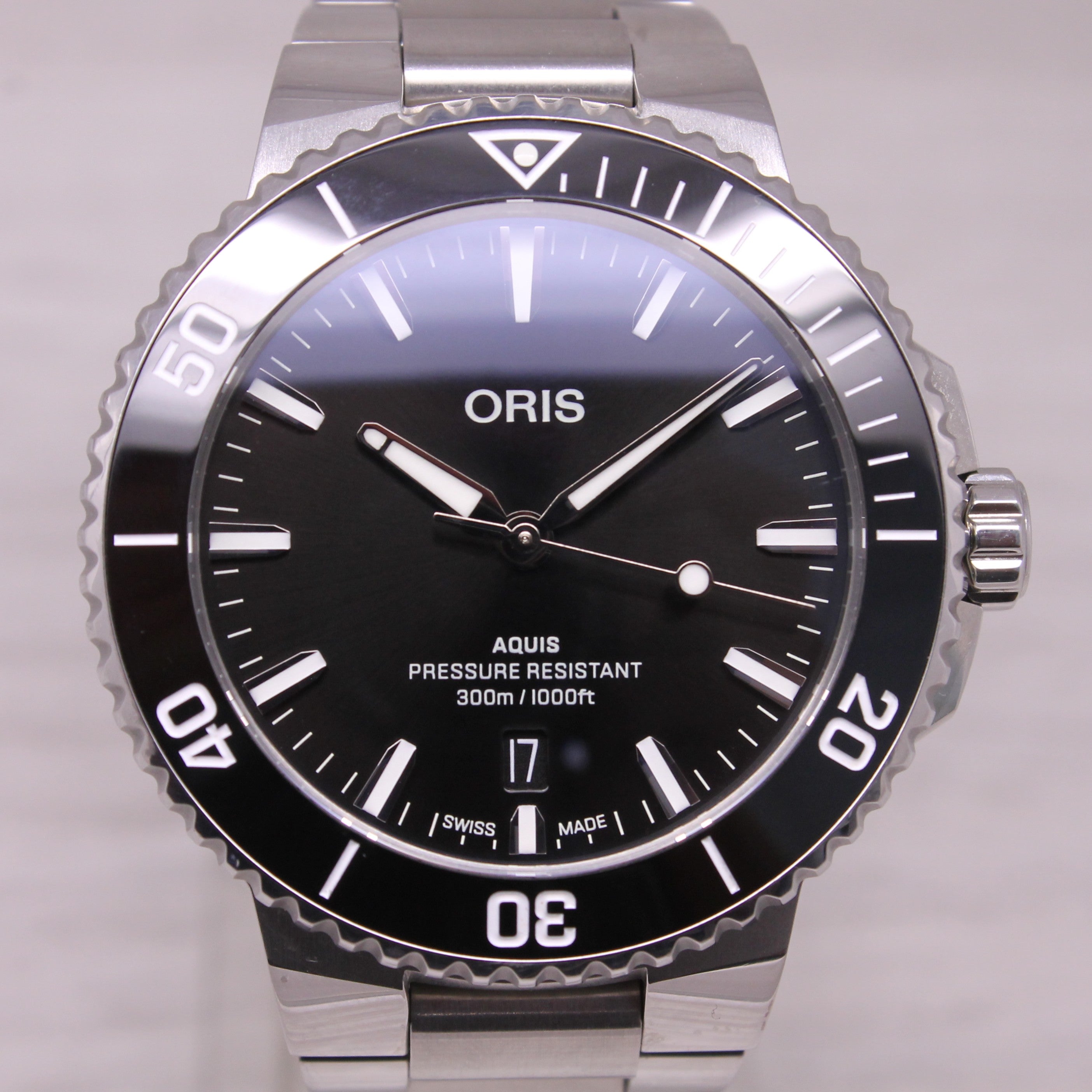 Oris Aquis 7787 Mens 41.5mm Steel Automatic Divers Watch w Box Bracelet Extras