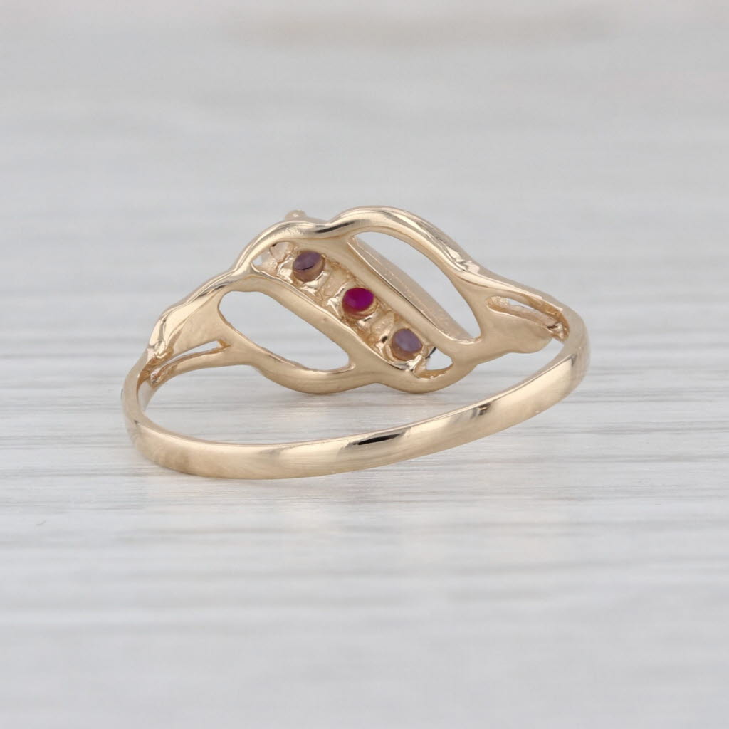 0.20ctw Lab Created Ruby Spinel Scalloped Ring 10k Yellow Gold Size 7.5