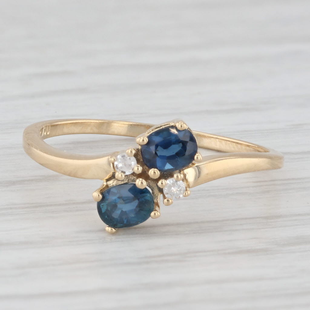 Light Gray 0.63ctw Blue Sapphire Diamond Bypass Ring 18k Yellow Gold Size 6.5