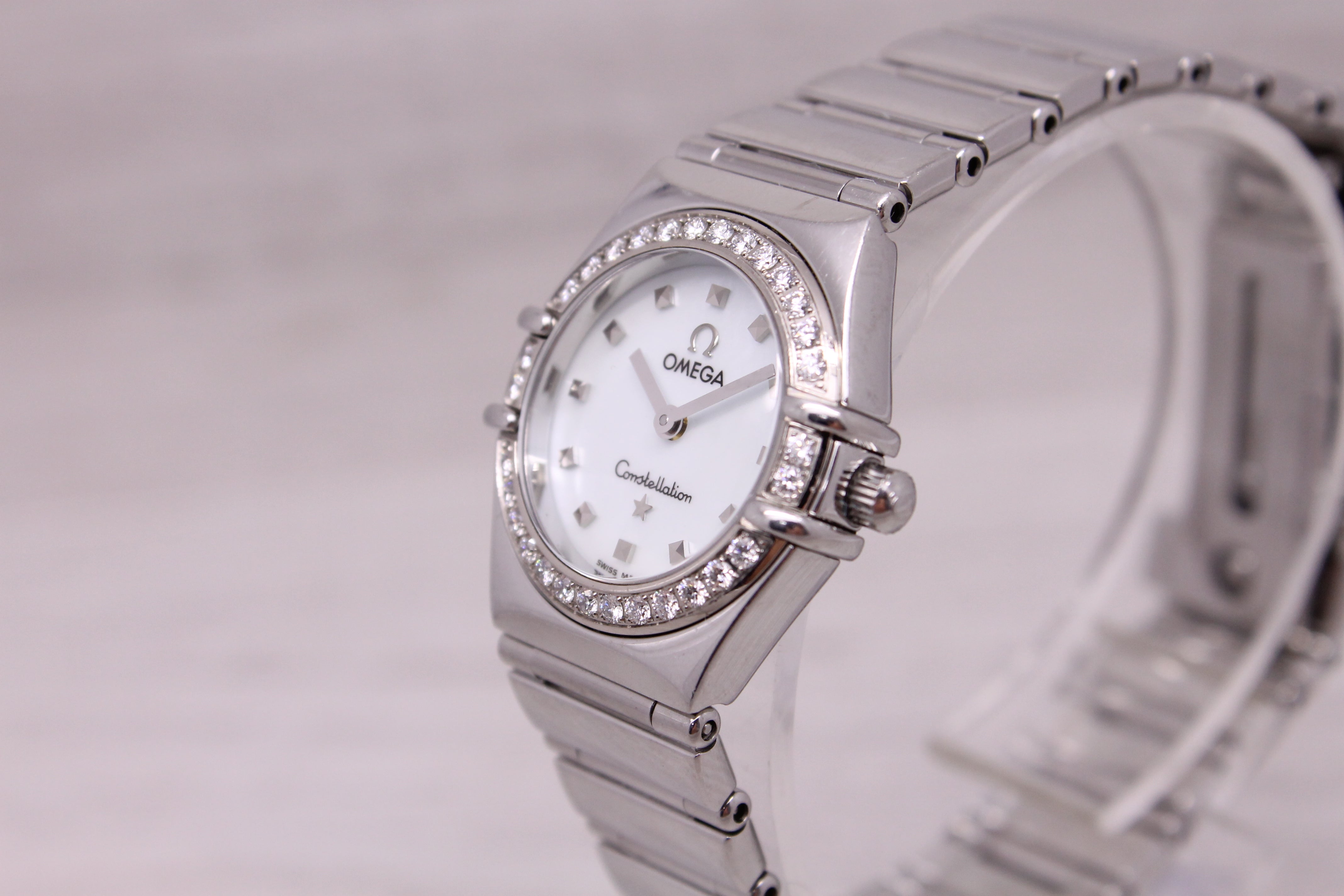 Gray Omega Constellation Ladies "My Choice" Steel 23mm Quartz Watch Diamond Bezel MOP