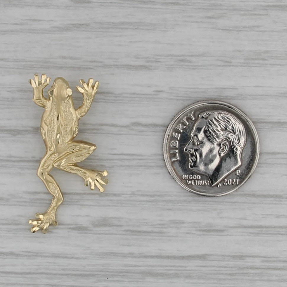 Detailed Frog Pendant 14k Yellow Gold