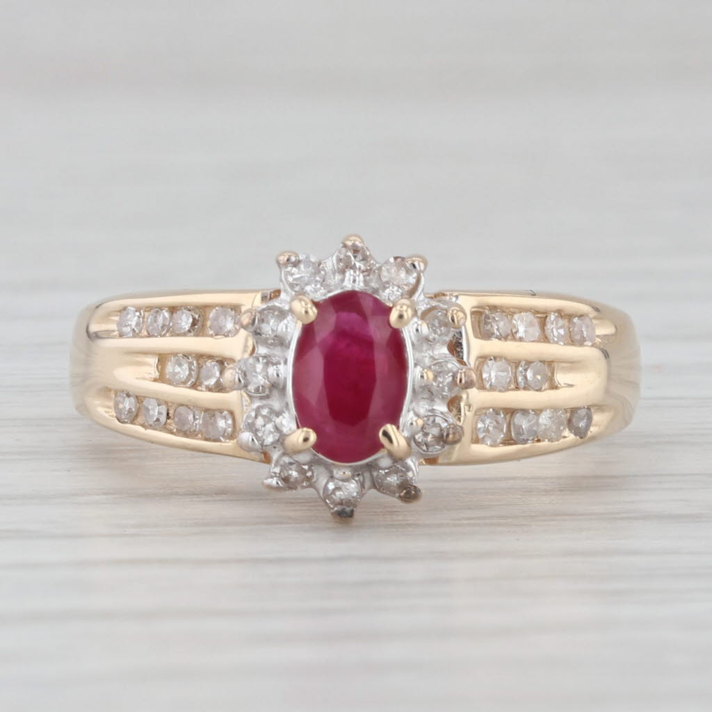 Light Gray 0.85ctw Ruby Diamond Halo Ring 14k Yellow Gold Size 7.25 Engagement