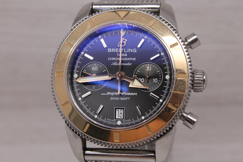 Breitling Super Ocean 43mm Chronograph Diver Automatic Watch Bracelet Box U23370