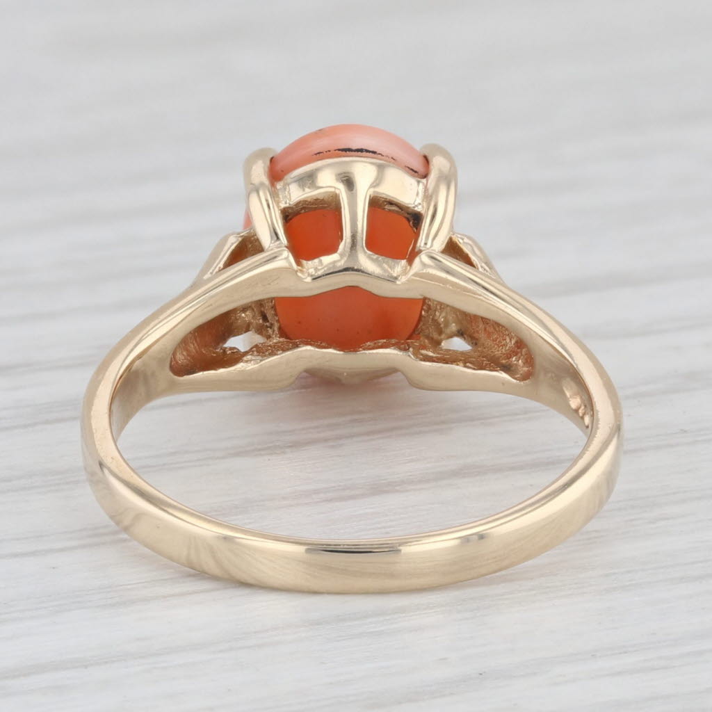 Light Gray Coral Solitaire Ring 14k Yellow Gold Size 7 Oval Cabochon